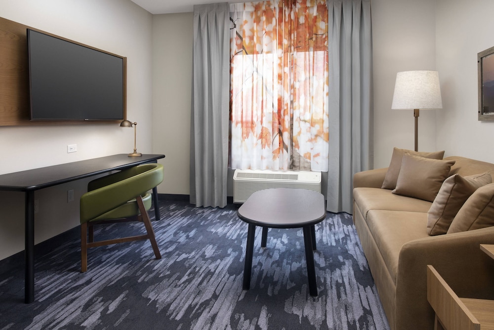 Fairfield Inn & Suites By Marriott Denver Tech Center North. 28/41