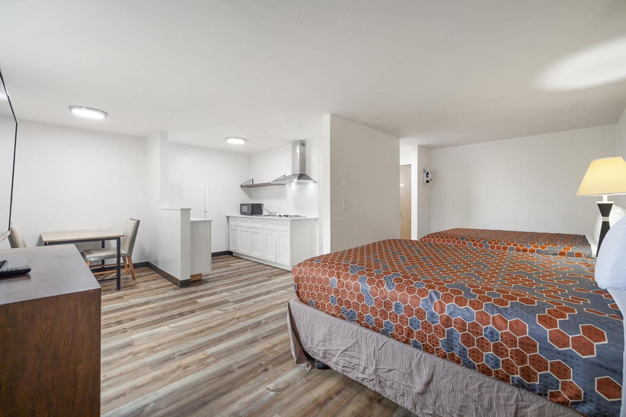 Room, 2 Queen Beds
