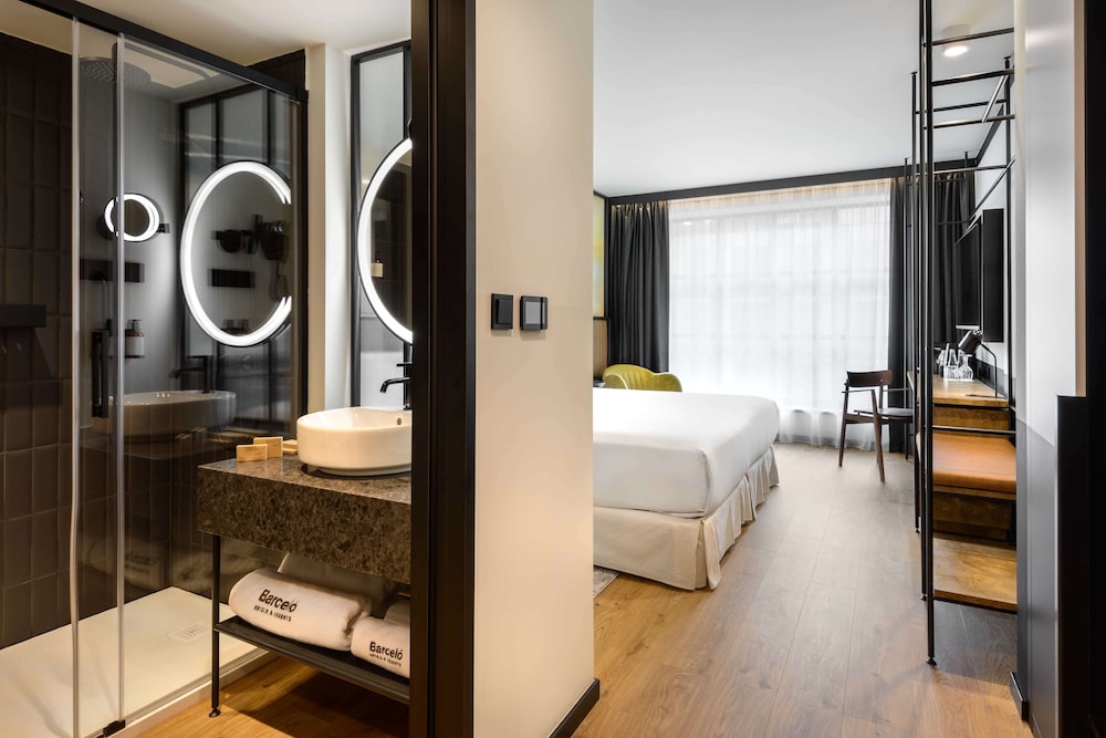 Barcelo Warsaw Powisle 49/49