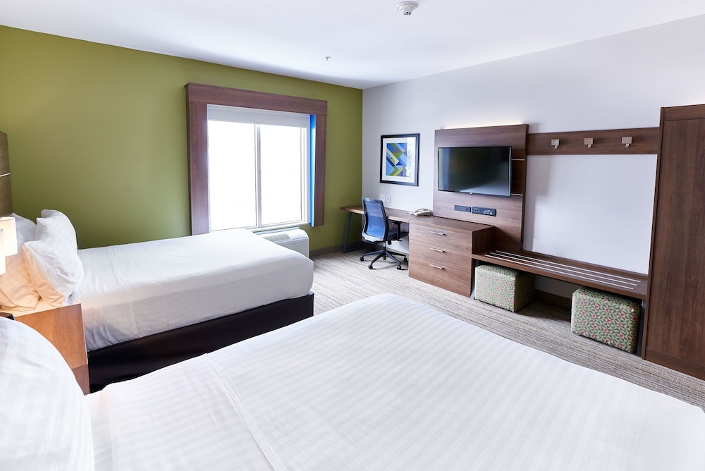 Holiday Inn Express Suites Dieppe Airport 16/63