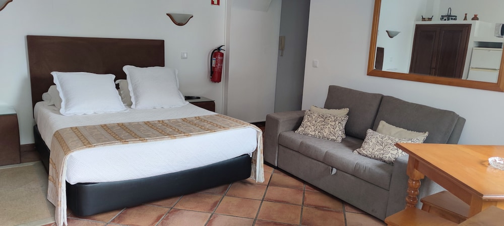 CASA DA CAPELINHA 16/66