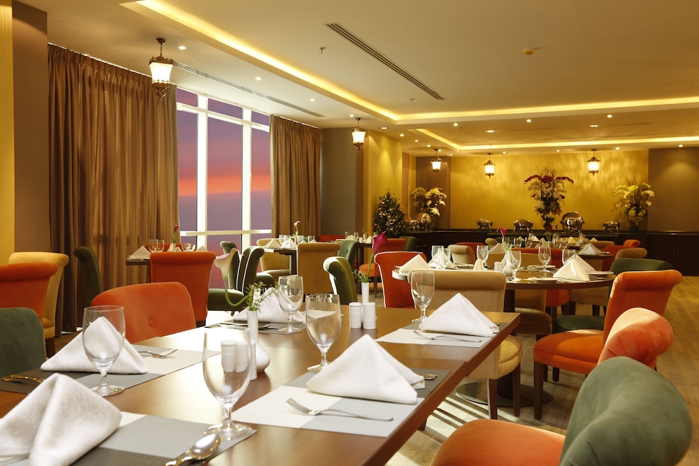 فندق واجنحه سويس سبيرت متروبوليتان - الرياض(Swiss Flora Inn Hotel Riyadh) 43/52