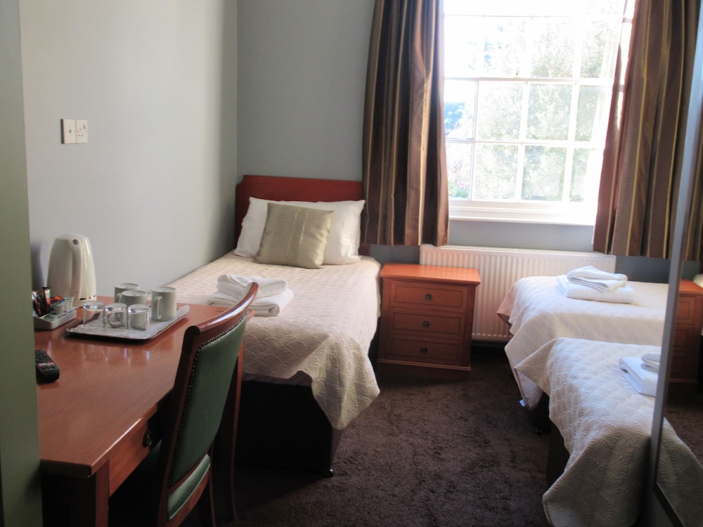 London Inn 12/43