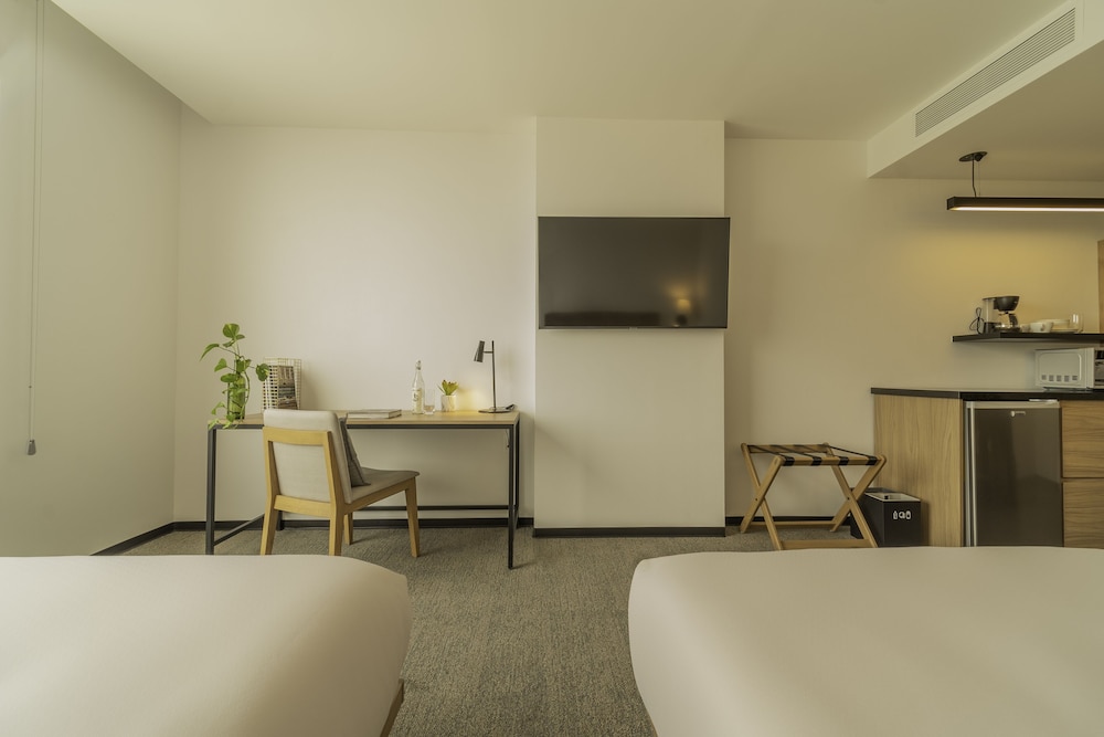 Stadia Suites Queretaro 15/44