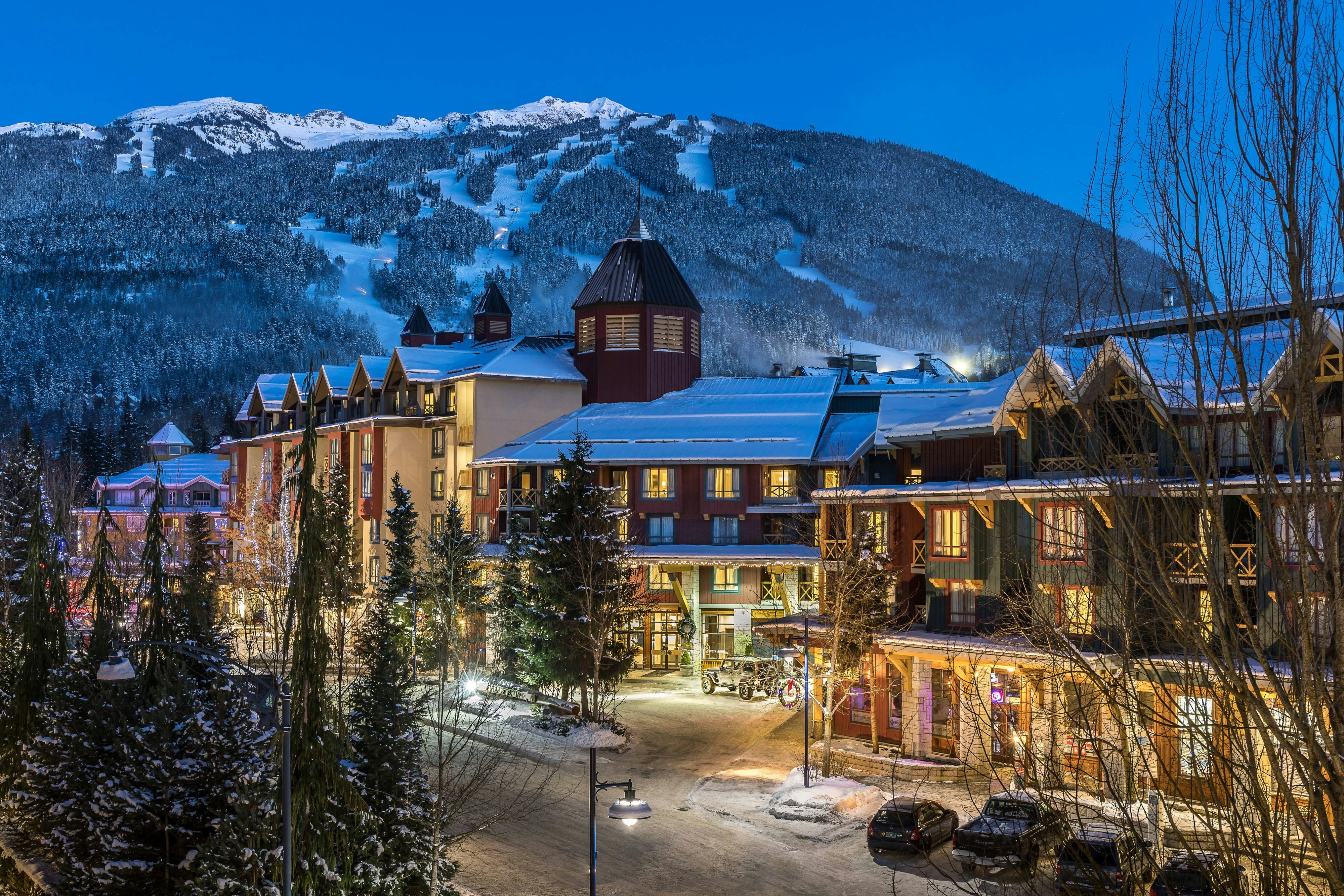 Delta Whistler Village Suites 4/34