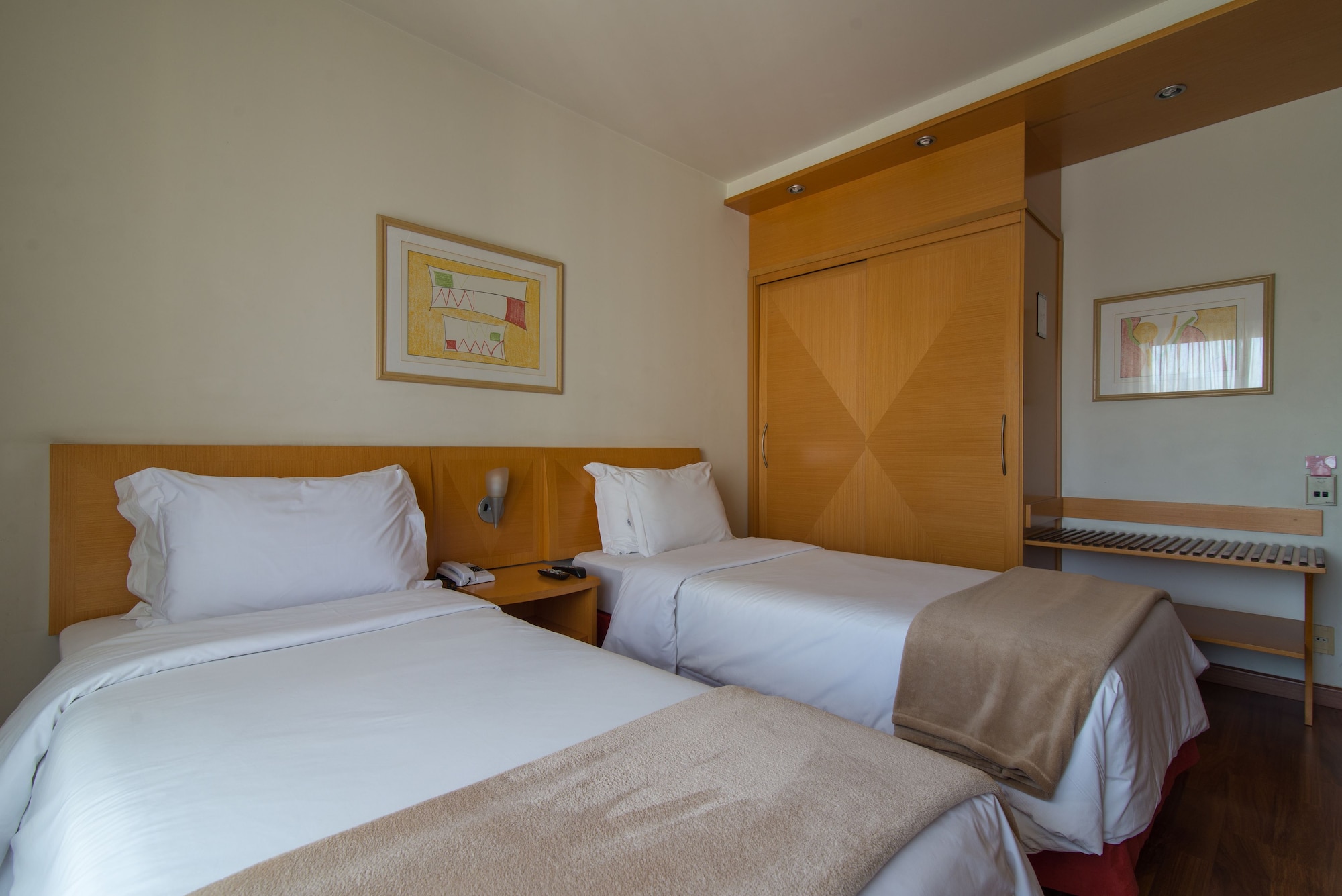 STANDARD, TWIN BEDS