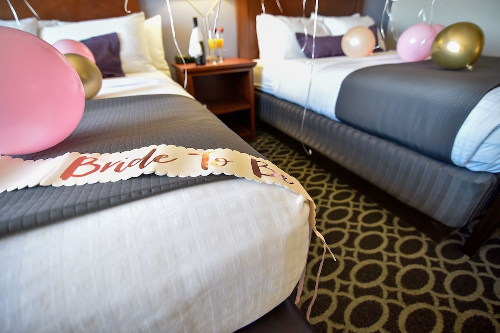 The Bluemont Hotel 28/80