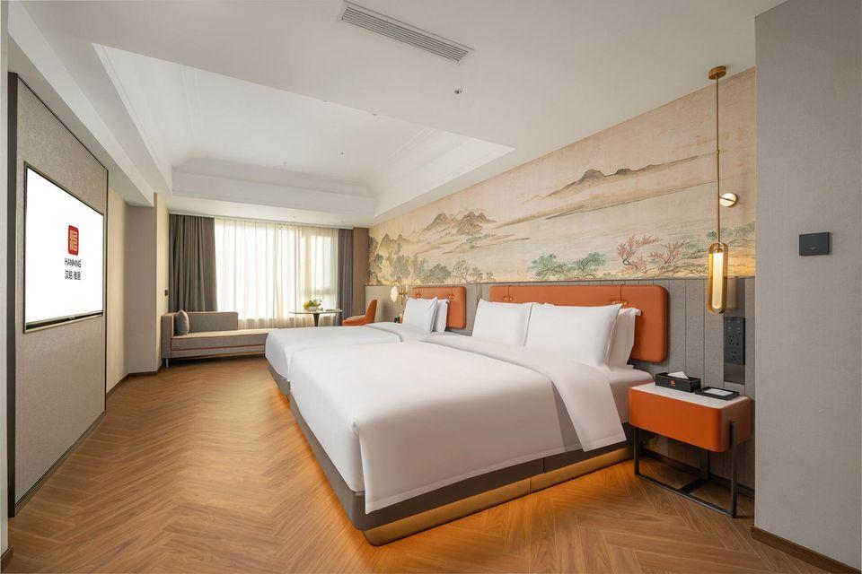 Jincheng Imperial Crown Hotel 13/35