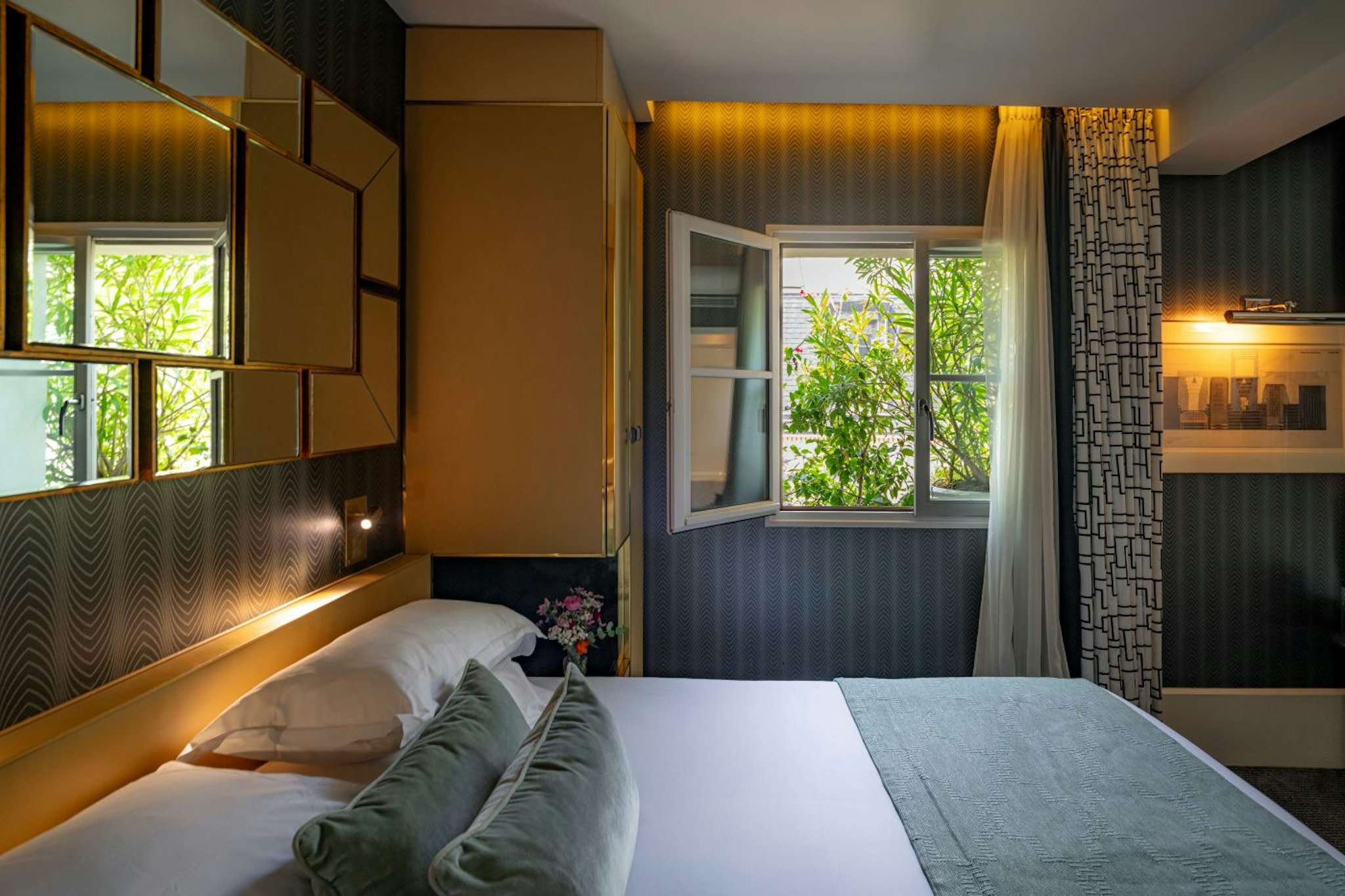 HOTEL BAUME 8/75