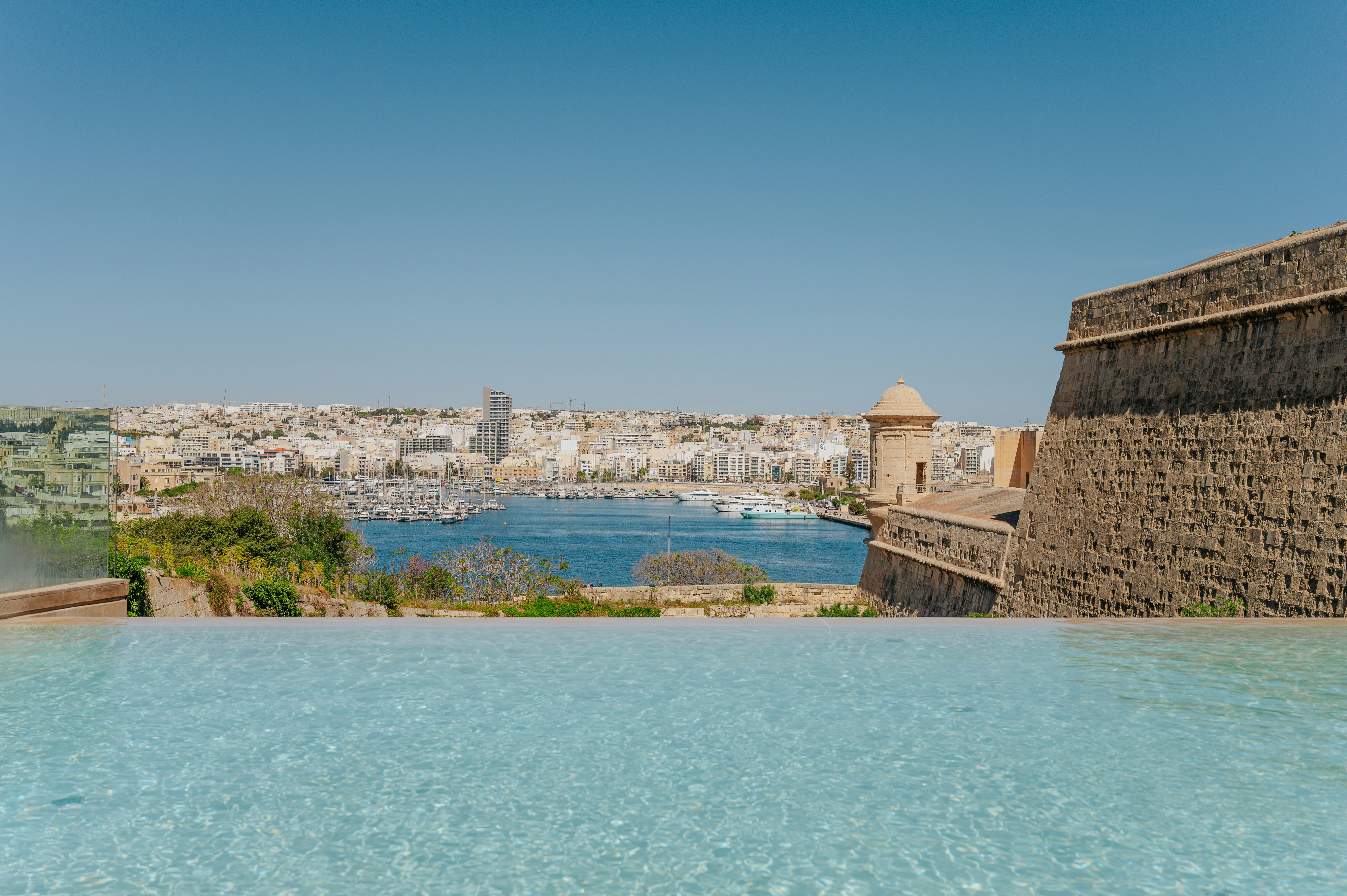 The Phoenicia Malta 82/85
