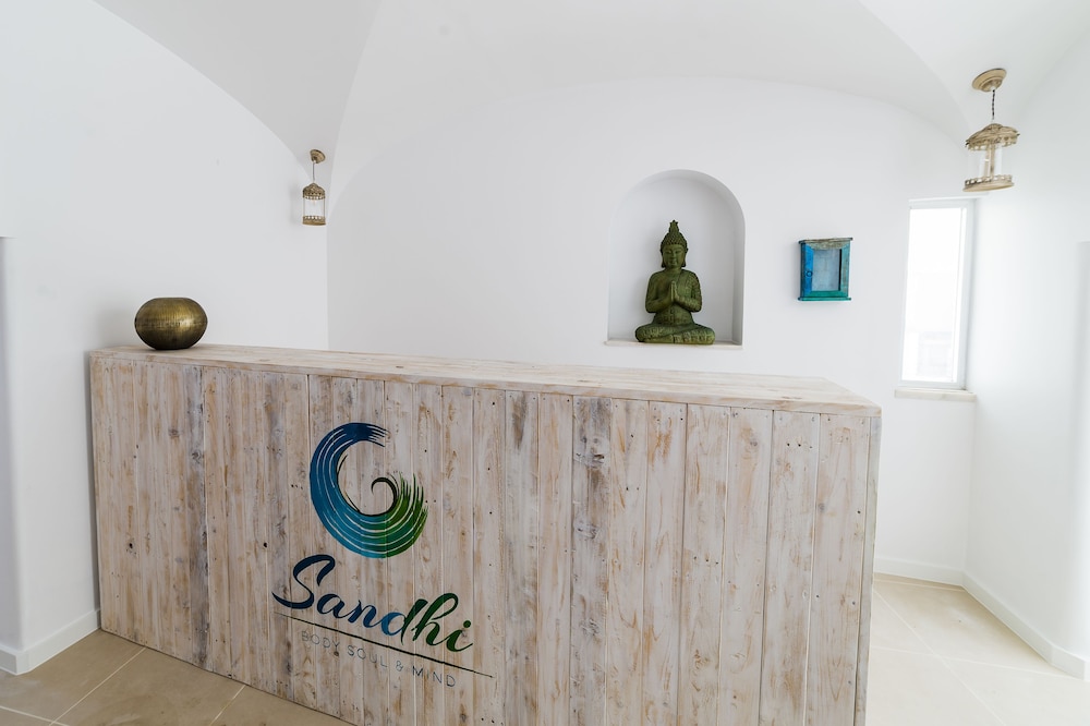 Sandhi House - Yoga & Wellness 2/40