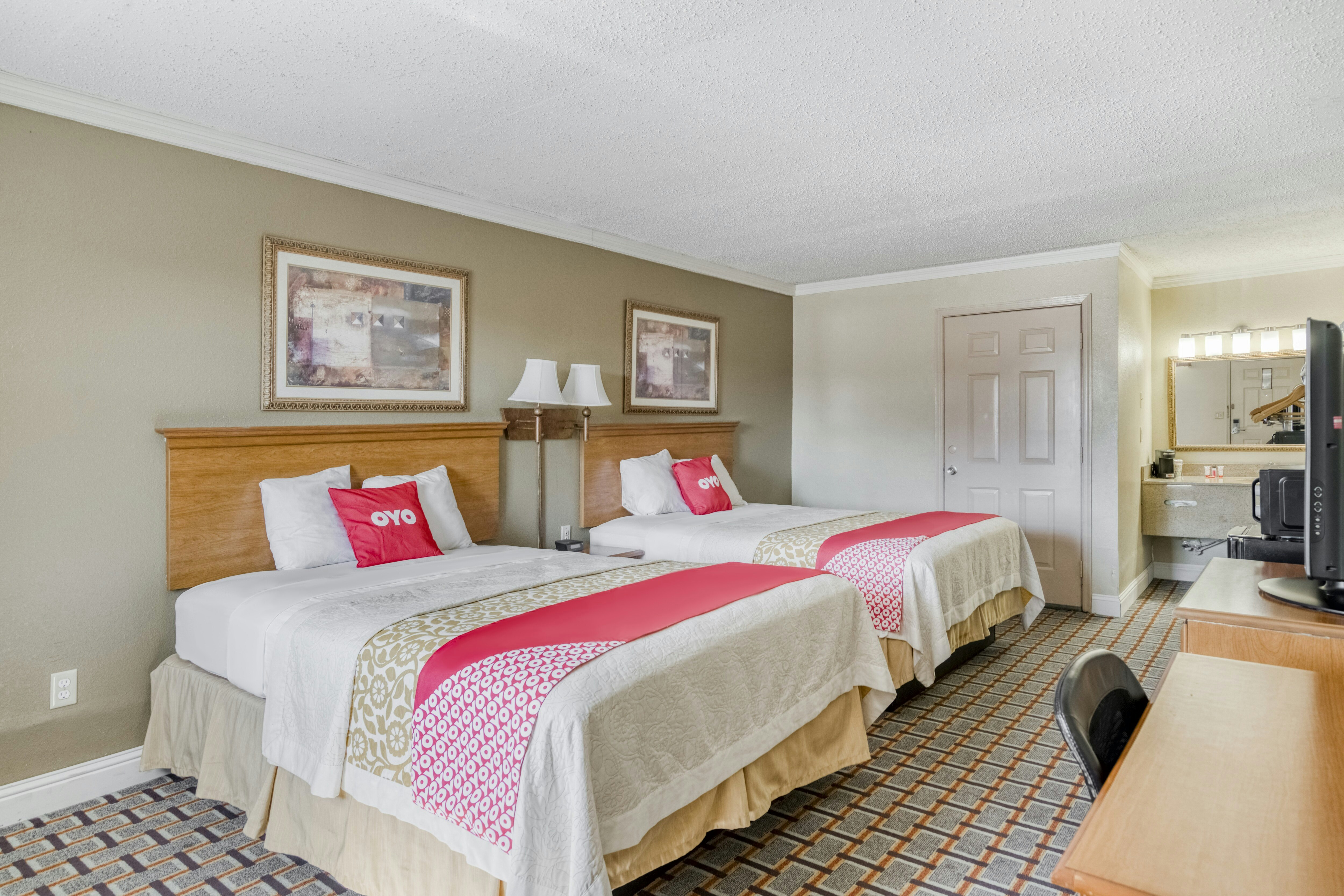 Hotel Pineville LA Hwy 165 29/49