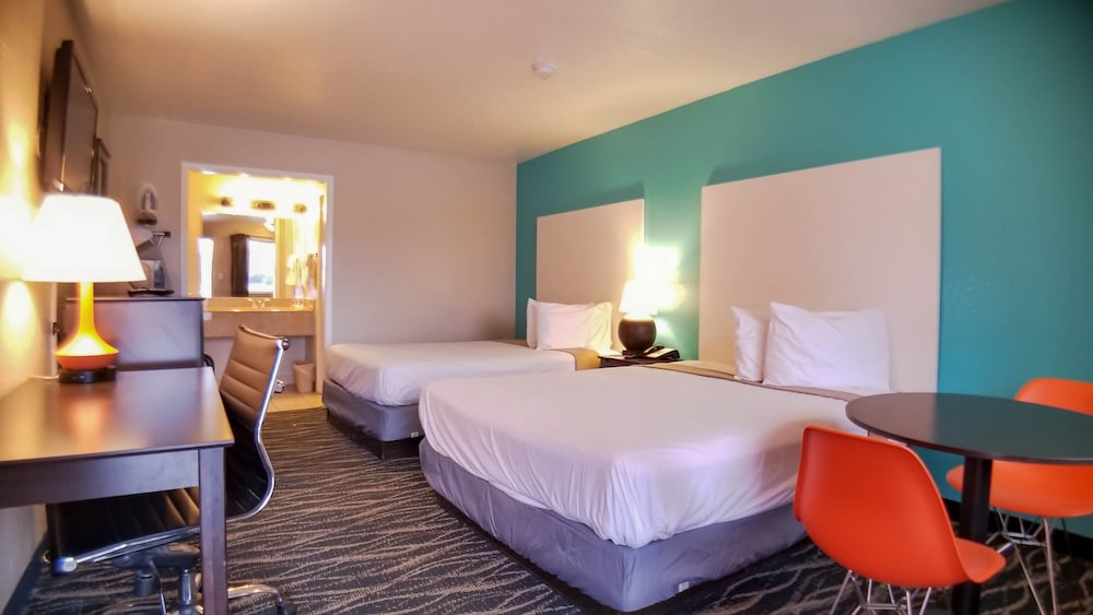 Howard Johnson by Wyndham Houston Hobby Airport 25/61