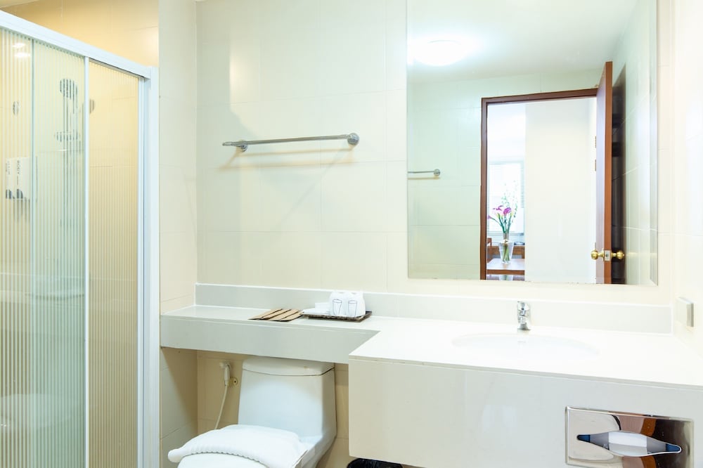 Lasalle Suites Spa 73/74
