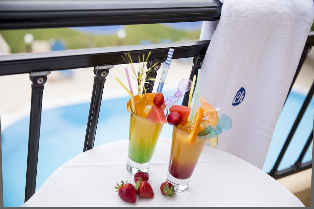CASTRO HOTEL 40/58