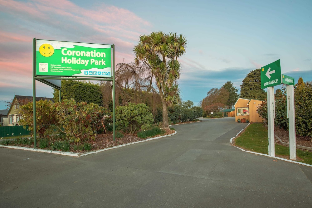 Coronation Park 33/40