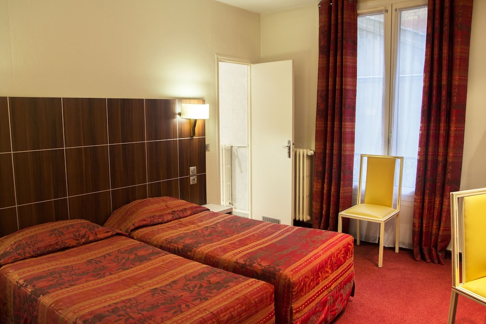 HOTEL TERMINUS MONTPARNASSE 7/63
