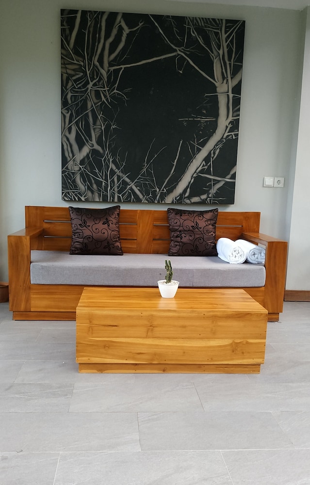 Anggira Villa Ubud 3/50
