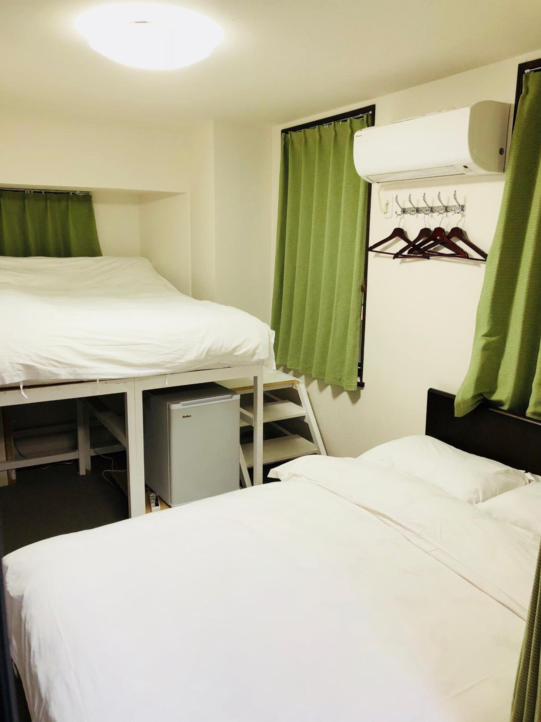 GreenHotel 10/49