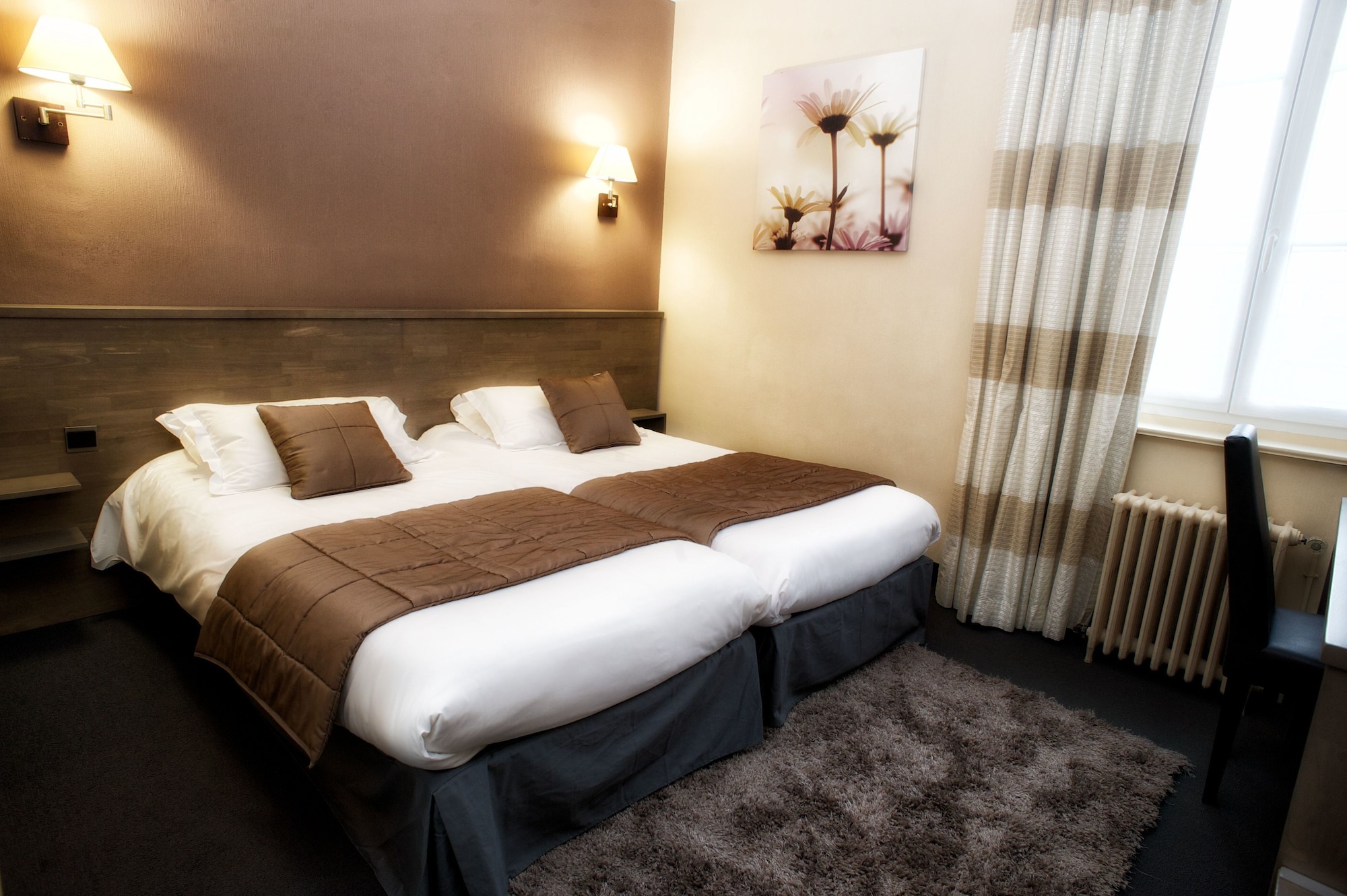 SUPERIOR, TWIN BEDS