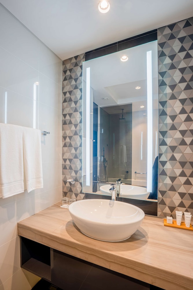 Radisson Dubai Damac Hills 46/47