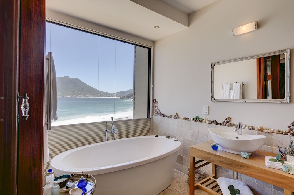 Island, Luxury, Suite, King Bed