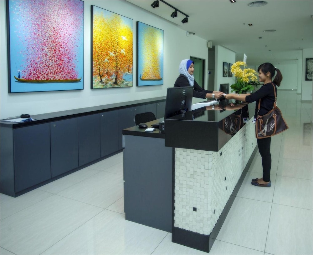 Cathayana Hotel 3/25