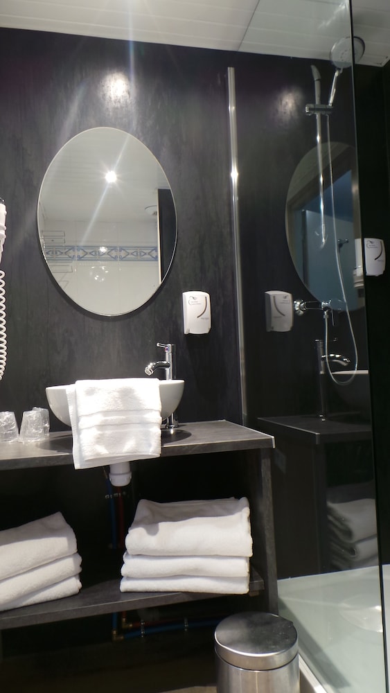 Hotel de Brunville Spa 39/48