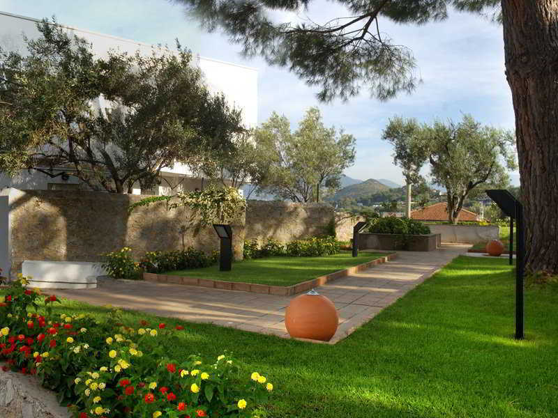 BAIA HOTEL 34/41
