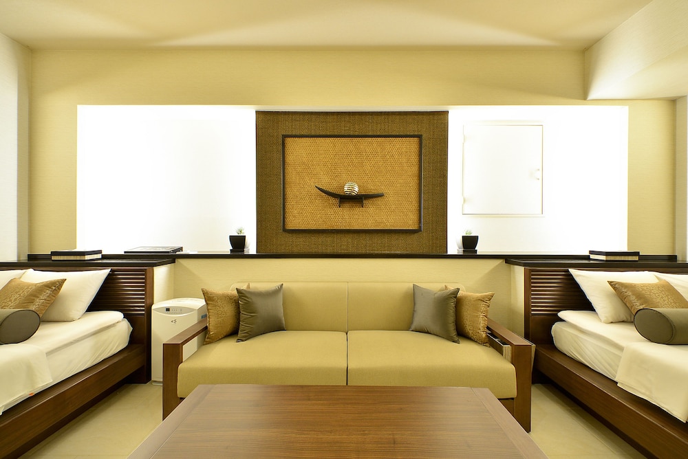 HOTEL AROMA - Adults Only 36/38
