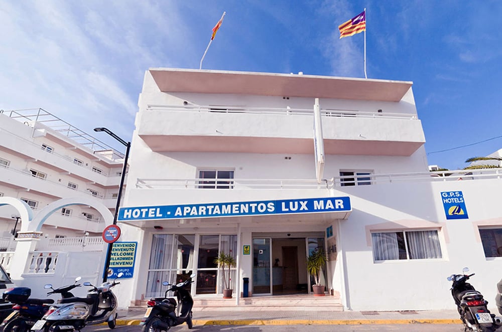 Vibra Lux Mar Aparthotel in IBIZA