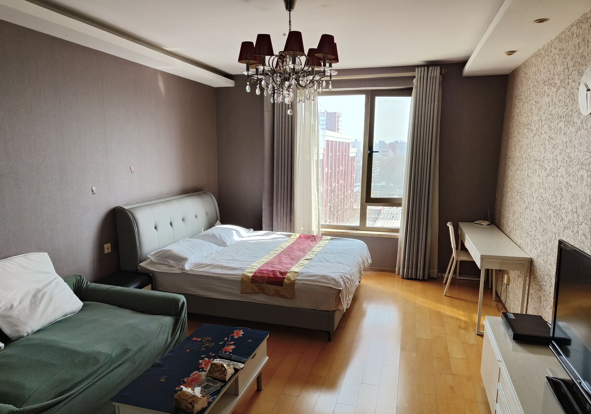 DELUXE, DOUBLE BED