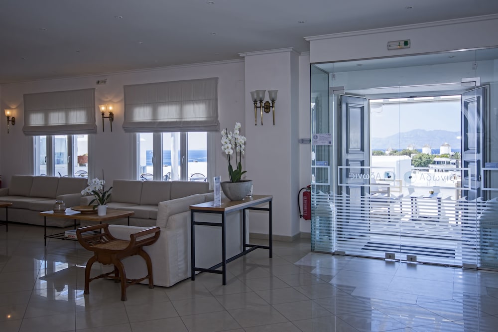 Mykonos Adonis Hotel 52/76