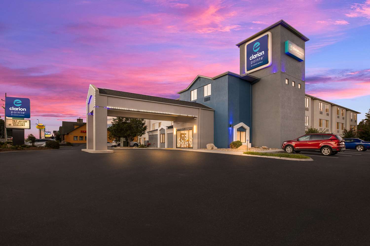 Clarion Pointe Sevierville-Pigeon Forge 4/43