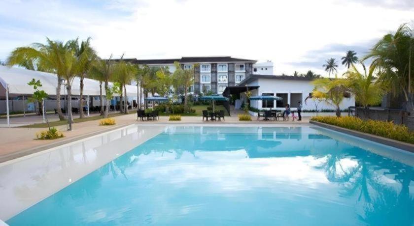 Ciriaco Hotel and Resort 29/31