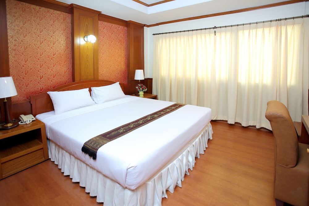 Pj Watergate Hotel 20/65