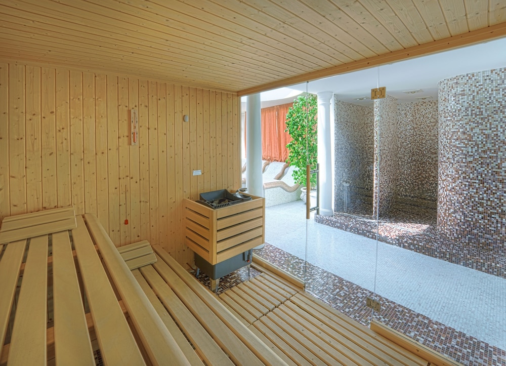 Hotel Aurora Terme 39/65