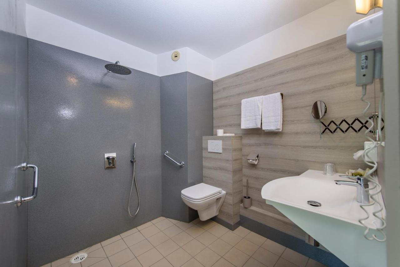 Logis Hotel le Chatard 23/23