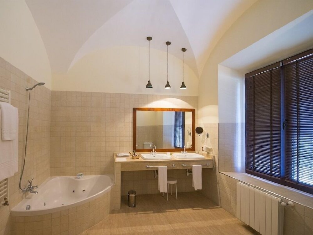 Hotel Cortijo Santa Cruz 20/20