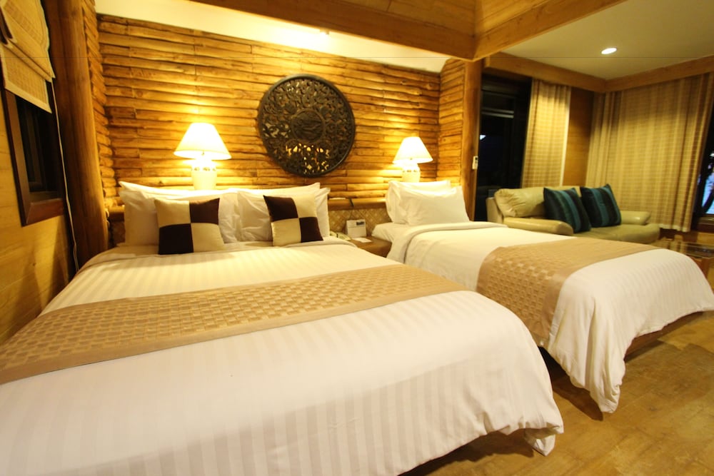 Sunset Park Resort And Spa 24/75