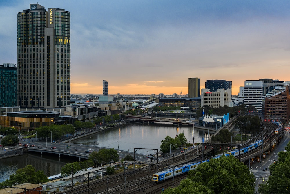 Rendezvous Hotel Melbourne 60/64