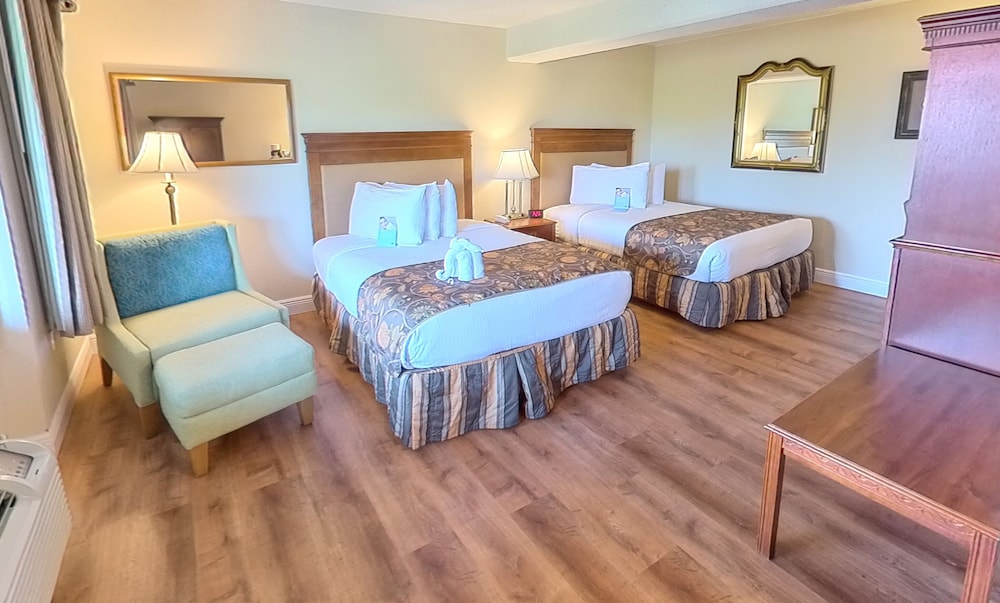 CLASSIC, 2 QUEEN BEDS, PET FRIENDLY