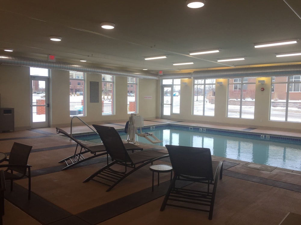 Hyatt Place West Des Moines/Jordan Creek 52/77