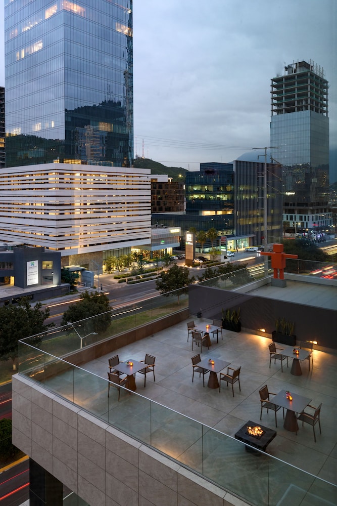 Hyatt House Monterrey Valle / San Pedro 38/46
