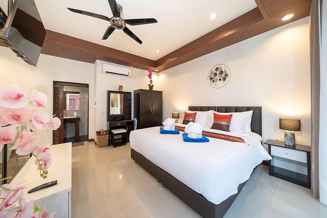1 Bedroom, Suite, Pool Access