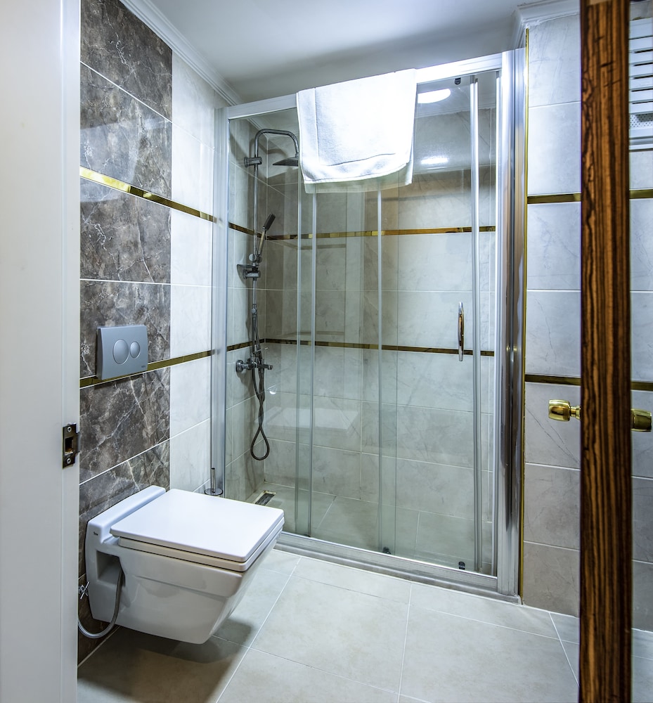 Madi Otel 29/31