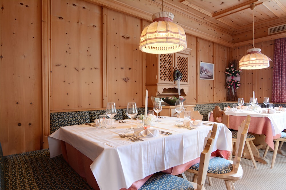 Dolomites Inn 34/42