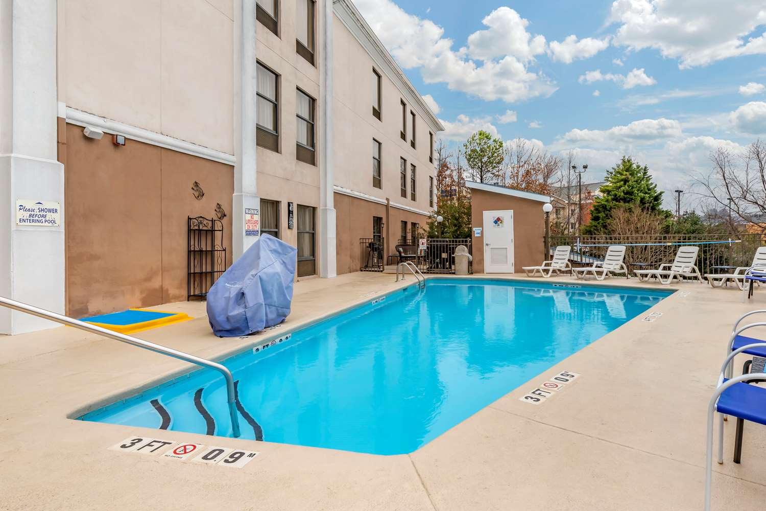 Comfort Inn & Suites Asheboro East 20/20