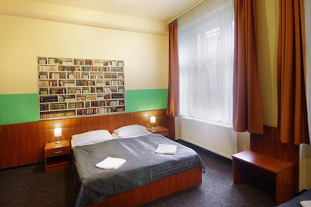Hotel Zlata Vaha 17/65
