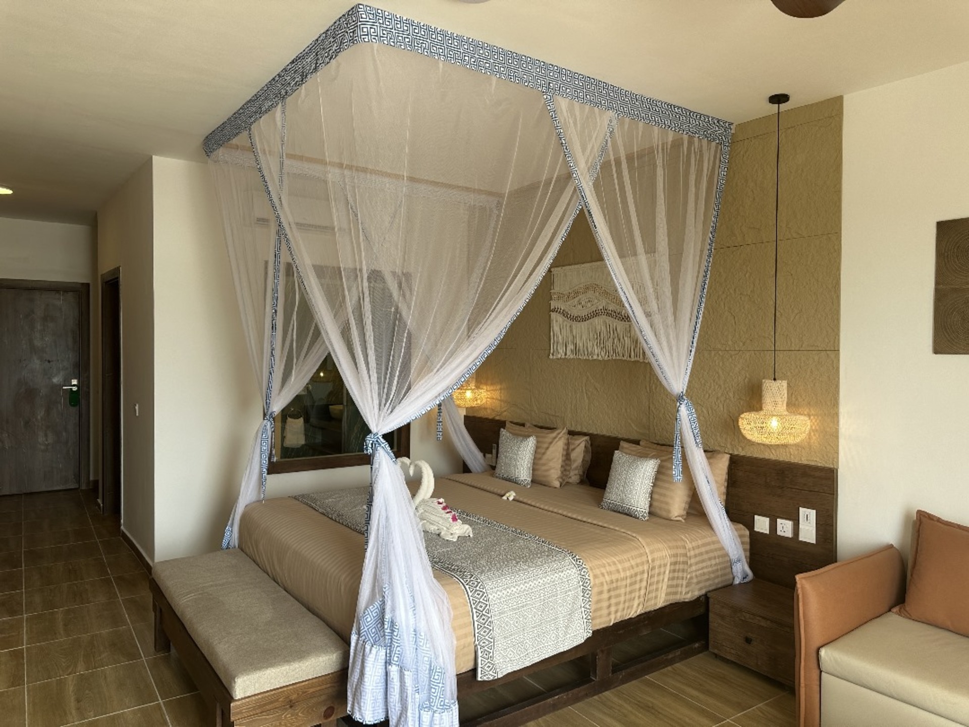 Room, Single, Ocean Front